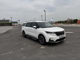 Kia Carnival 2022 года за 18 000 000 тг. в Шымкент