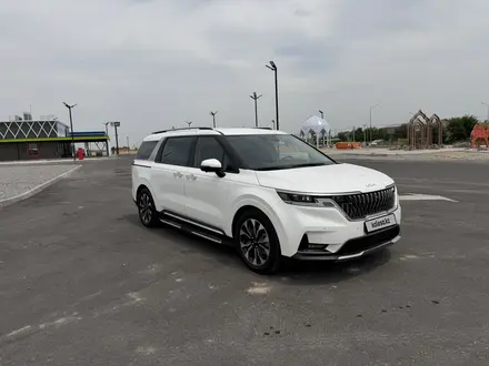 Kia Carnival 2022 года за 18 000 000 тг. в Шымкент