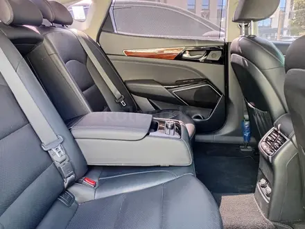 Kia K7 2017 года за 9 150 000 тг. в Алматы – фото 12