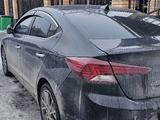 Hyundai Elantra 2019 годаfor8 000 000 тг. в Алматы