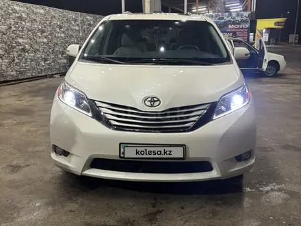 Toyota Sienna 2017 года за 18 000 000 тг. в Алматы – фото 15