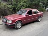 Mercedes-Benz E 230 1991 года за 1 550 000 тг. в Алматы
