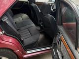 Mercedes-Benz E 230 1991 года за 1 550 000 тг. в Алматы – фото 4