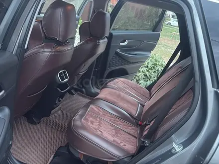 Hyundai Santa Fe 2019 года за 9 000 000 тг. в Уральск – фото 10