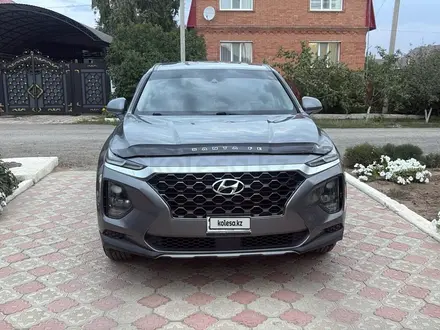 Hyundai Santa Fe 2019 года за 9 000 000 тг. в Уральск – фото 4