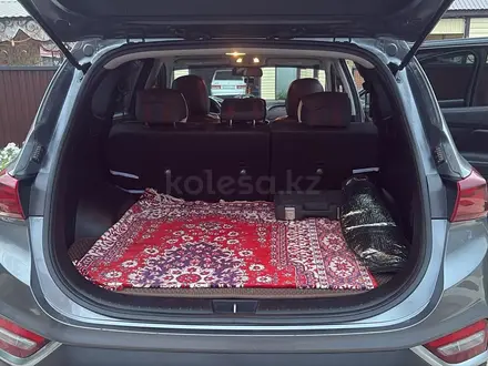 Hyundai Santa Fe 2019 года за 9 000 000 тг. в Уральск – фото 8