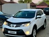 Toyota RAV4 2014 года за 10 500 000 тг. в Уральск – фото 2