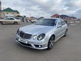 Mercedes-Benz E 320 2003 годаүшін5 500 000 тг. в Астана – фото 5