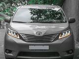 Фара комплект Toyota Sienna 2010-2019 за 270 000 тг. в Астана – фото 3
