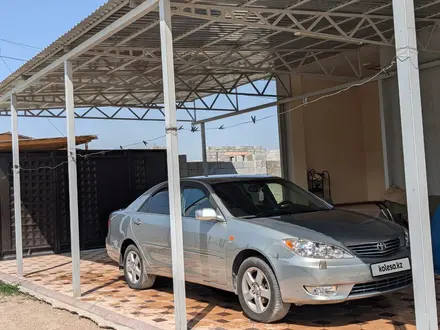 Toyota Camry 2005 года за 5 400 000 тг. в Тараз – фото 4