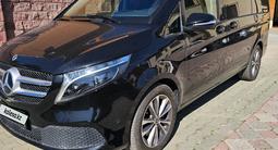 Mercedes-Benz V 250 2022 годаfor48 000 000 тг. в Астана