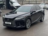 Lexus RX 350h 2023 года за 35 000 000 тг. в Шымкент