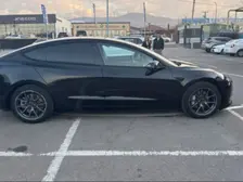 Tesla Model 3, 2021