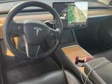 Tesla Model 3 2021 года за 11 000 000 тг. в Алматы – фото 4