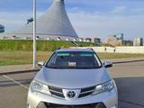 Toyota RAV4 2013 года за 11 000 000 тг. в Астана
