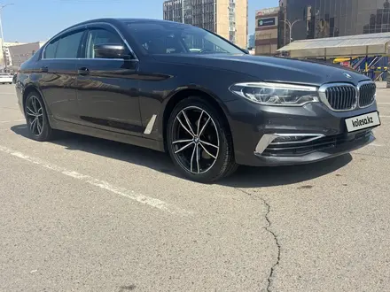 BMW 520 2019 года за 16 300 000 тг. в Алматы – фото 15