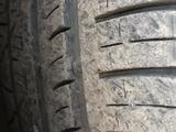 Летние шины Pirelli 285/45/21 за 60 000 тг. в Тараз – фото 2