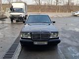 Mercedes-Benz E 280 1993 годаfor2 500 000 тг. в Шымкент