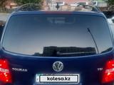 Volkswagen Touran 2008 годаfor3 900 000 тг. в Астана – фото 5