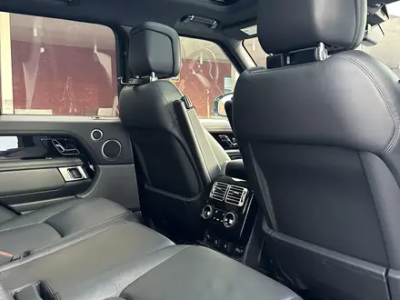 Land Rover Range Rover 2018 года за 35 500 000 тг. в Алматы – фото 12