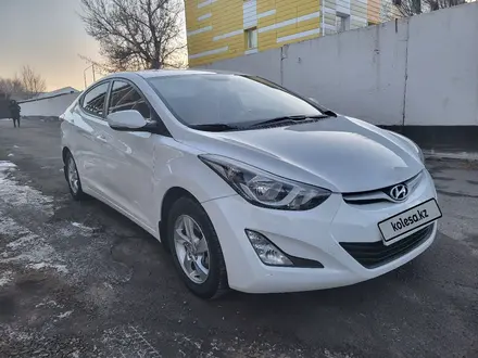 Hyundai Elantra 2015 года за 7 000 000 тг. в Тараз – фото 2