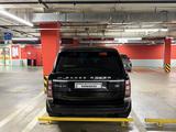 Land Rover Range Rover 2014 года за 22 350 000 тг. в Алматы – фото 3