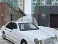 Mercedes-Benz E 320 1996 года за 2 400 000 тг. в Астана