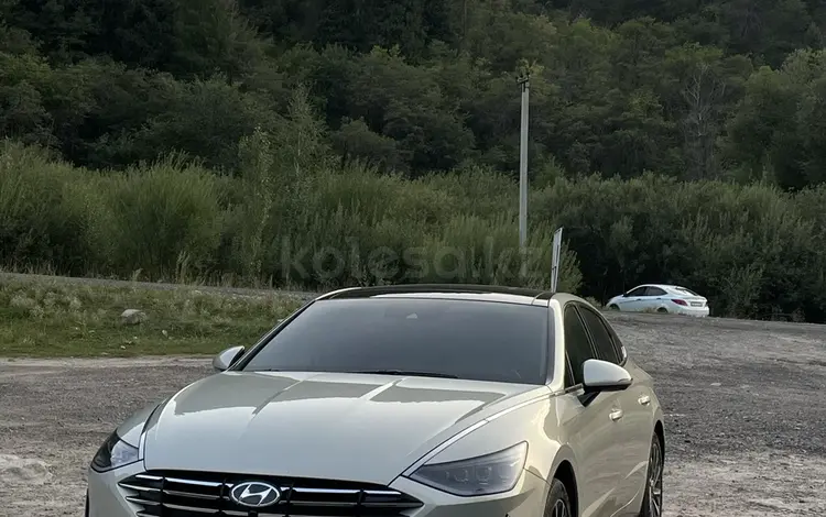 Hyundai Sonata 2023 годаүшін8 200 000 тг. в Алматы