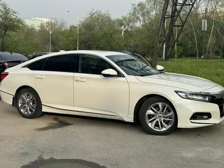Honda Accord 2019 года за 9 800 000 тг. в Алматы – фото 16