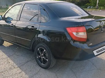 ВАЗ (Lada) Granta 2190 2014 года за 1 500 000 тг. в Караганда – фото 4