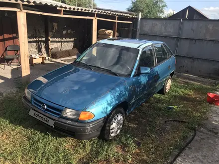 Opel Astra 1998 года за 500 000 тг. в Семей