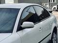 Volkswagen Passat 2002 года за 1 690 000 тг. в Алматы – фото 9