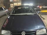 Volkswagen Vento 1995 годаүшін1 200 000 тг. в Тараз