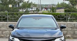 Toyota Camry 2021 года за 16 500 000 тг. в Шымкент