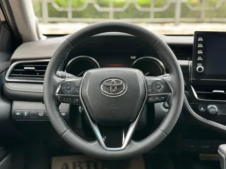 Toyota Camry 2021 года за 16 500 000 тг. в Шымкент – фото 11