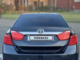 Toyota Camry 2013 года за 9 500 000 тг. в Астана – фото 2