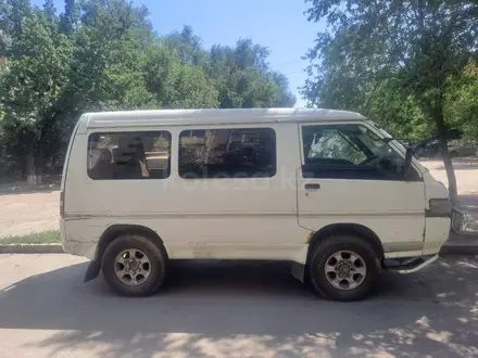 Mitsubishi Delica 1995 года за 2 000 000 тг. в Алматы – фото 2
