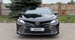 Toyota Camry 2020 года за 13 000 000 тг. в Алматы – фото 2