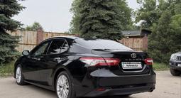 Toyota Camry 2020 года за 13 000 000 тг. в Алматы – фото 4