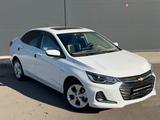 Chevrolet Onix 2025 года за 5 890 000 тг. в Астана – фото 4