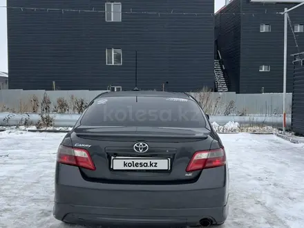 Toyota Camry 2006 года за 4 750 000 тг. в Актобе – фото 3