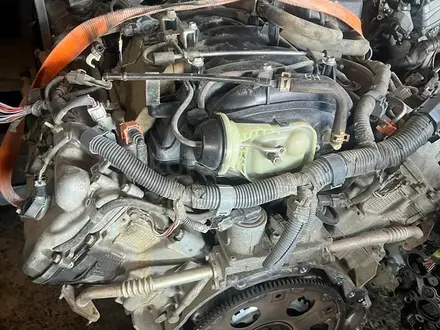 Двигатель на Toyota Sequoia 5.7л 3UR-FE VVTi 3UR/2UZ/1UR/2TR/1GR за 85 000 тг. в Алматы – фото 2
