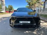Toyota bZ4X 2023 года за 10 550 000 тг. в Алматы