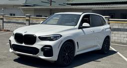 BMW X5 2021 года за 27 300 000 тг. в Алматы – фото 2