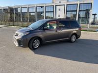 Toyota Sienna 2016 года за 14 500 000 тг. в Астана