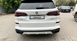 BMW X5 2022 года за 49 000 000 тг. в Актобе – фото 5