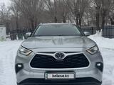 Toyota Highlander 2021 года за 22 500 000 тг. в Караганда