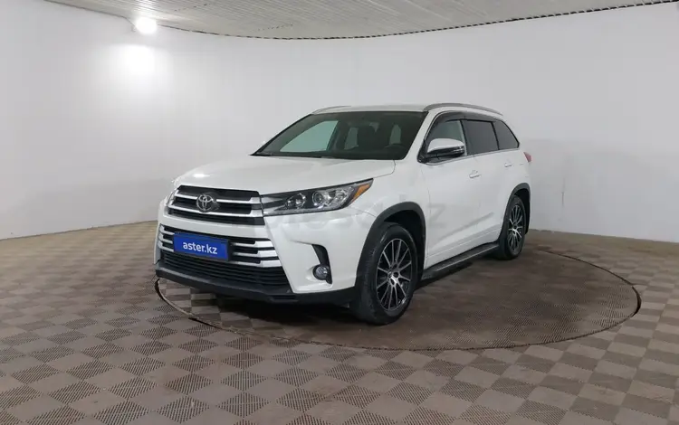 Toyota Highlander 2018 годаүшін19 590 000 тг. в Шымкент