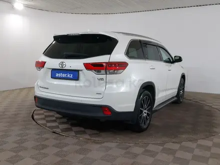 Toyota Highlander 2018 года за 19 590 000 тг. в Шымкент – фото 5