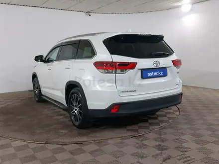 Toyota Highlander 2018 года за 19 590 000 тг. в Шымкент – фото 7